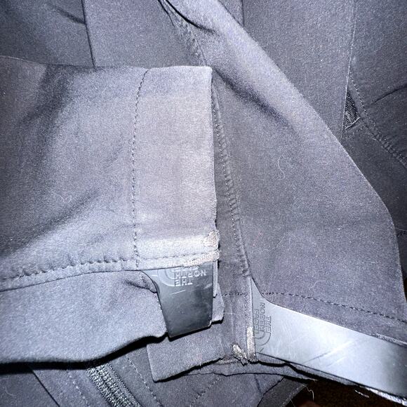 The North Face Mens Size Lg Black Softshell Full Zip Jacket Wind Water Resistant - Picture 6 of 9